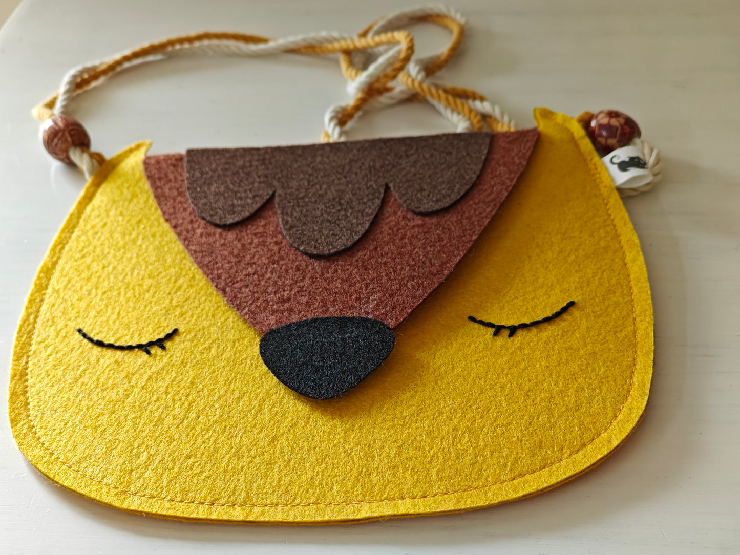 Sling bag yellow