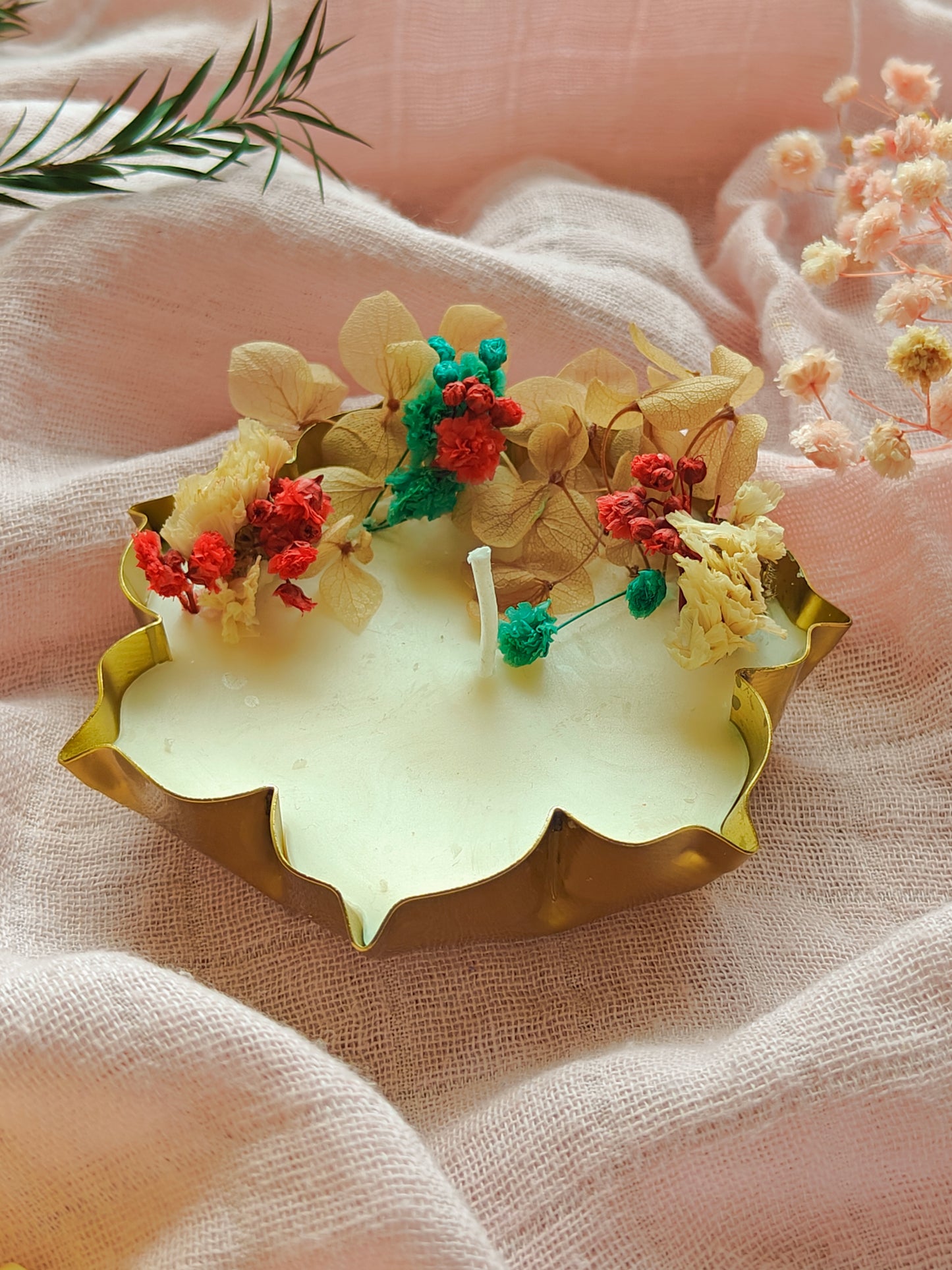 Candle in Metal flower Urli - 3.5 inch