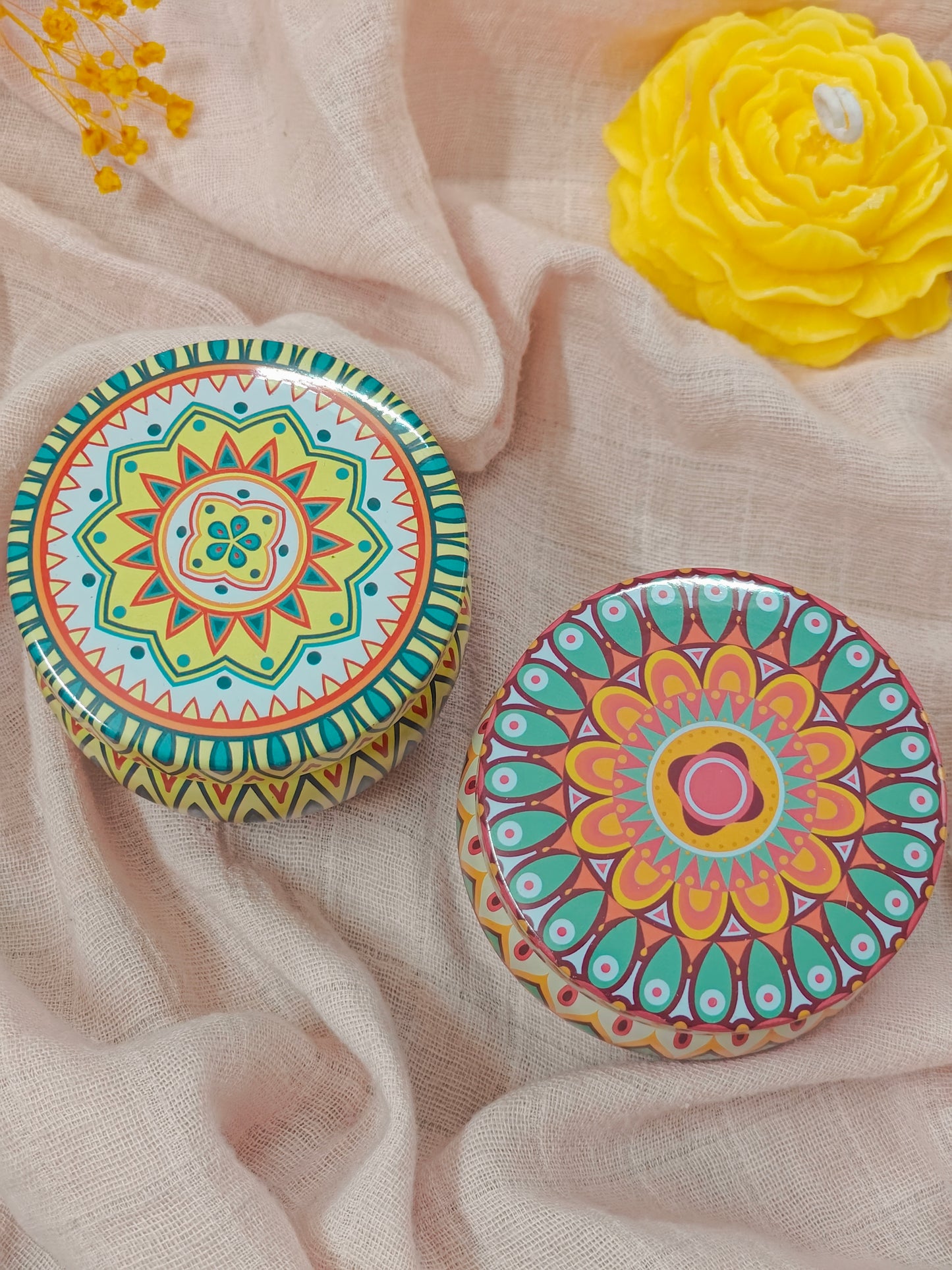 Handcrafted Handpoured Set of 2 Printed Tin Jar Soy Wax Candle with Natural Dried Flowers