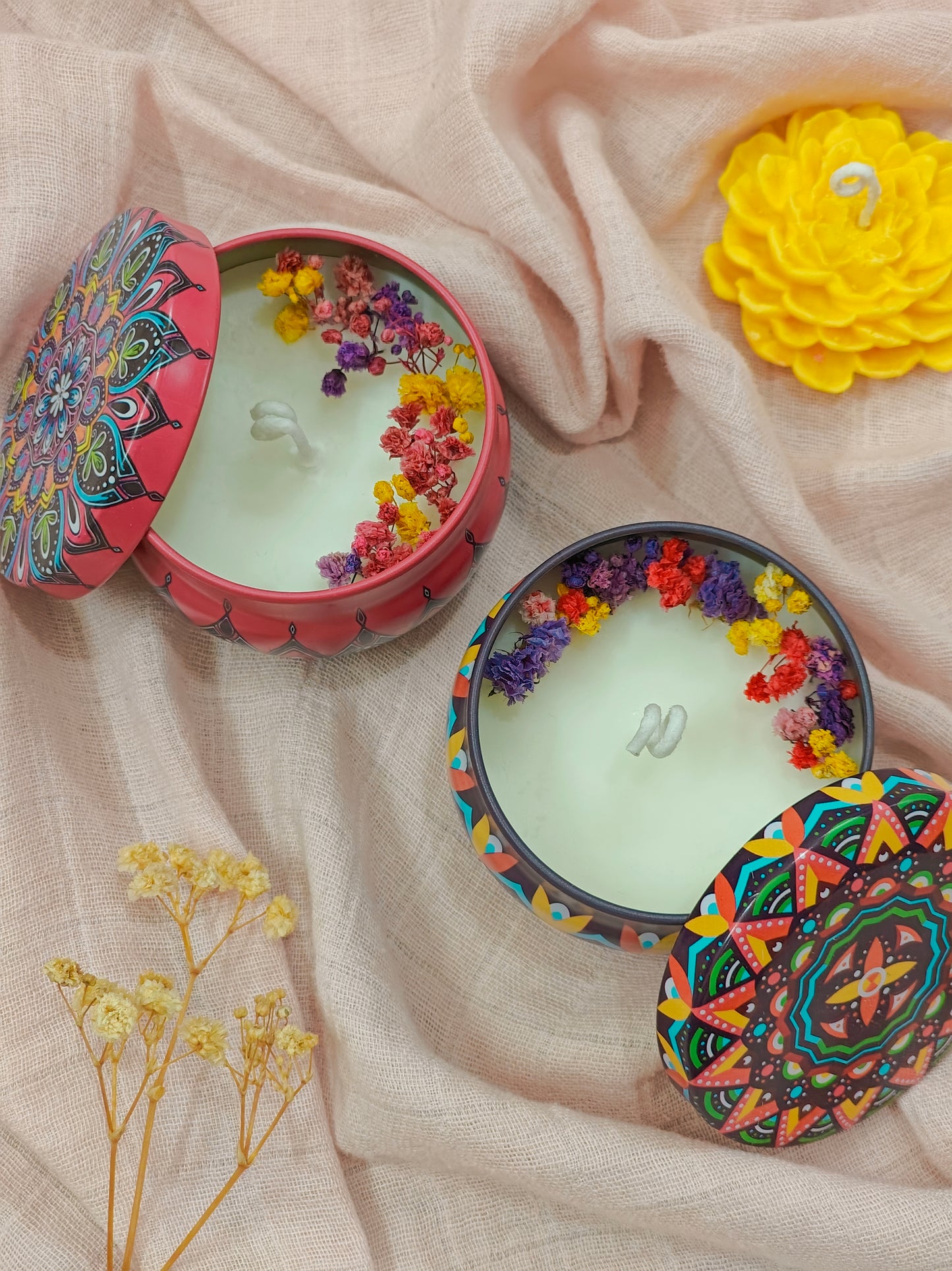 Handcrafted Handpoured Set of 2 Printed Tin Jar Soy Wax Candle with Natural Dried Flowers