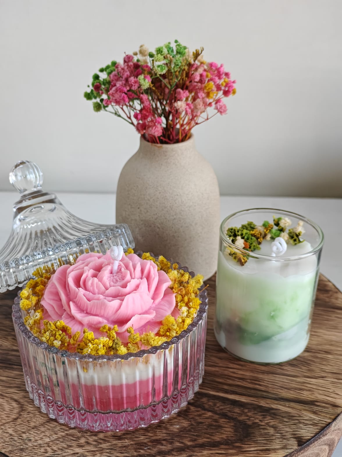 Handcrafted Hand Poured Crystal Glass Jar Glass Lid Soy Wax Candle with Natural Dried Flowers
