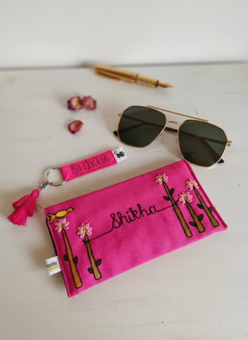 Personalised Sunglass Case & Matching Felt Keychain — photo 11