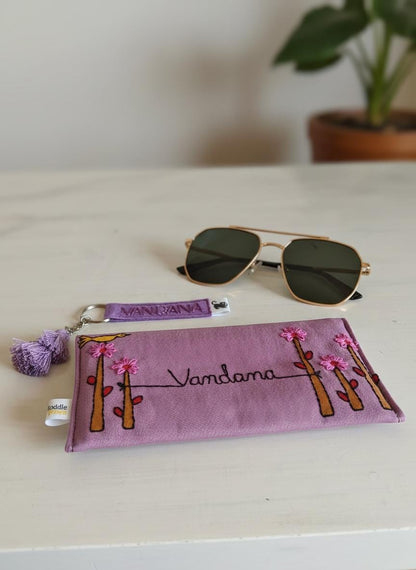 Personalised Sunglass Case & Matching Felt Keychain — photo 9