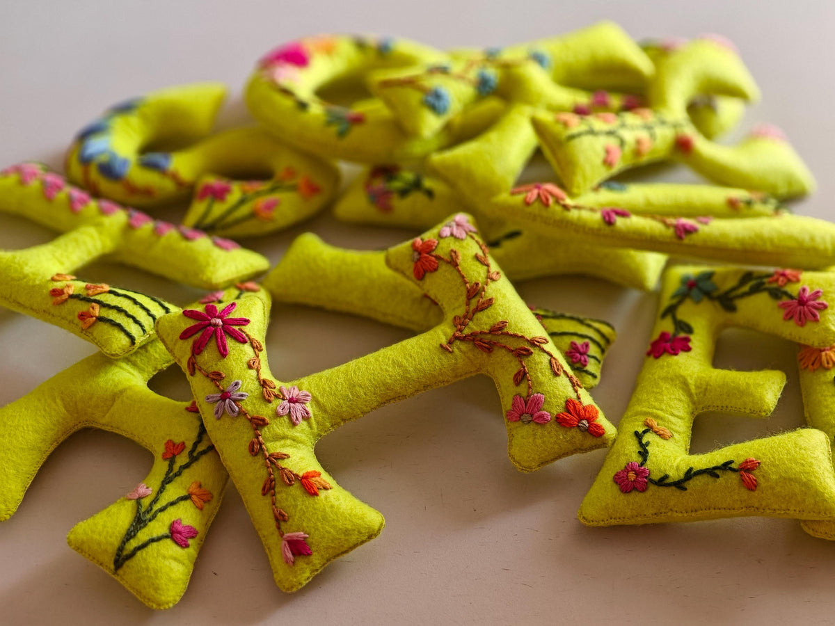 Floral Embroidered Felt Name Garland — photo 7