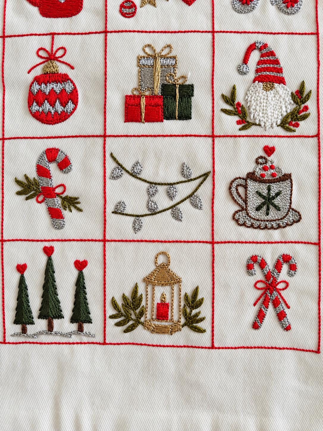Festive Motifs Embroidered Christmas Cushion Cover — photo 7