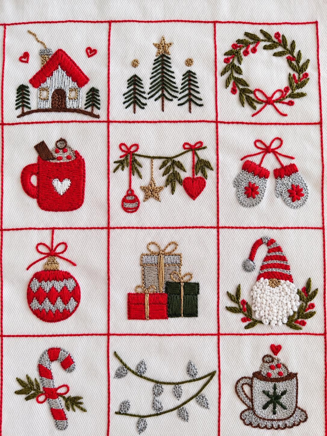 Festive Motifs Embroidered Christmas Cushion Cover — photo 3